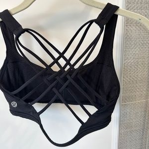 Black Lululemon Free to Be Wild Sports bra size 4